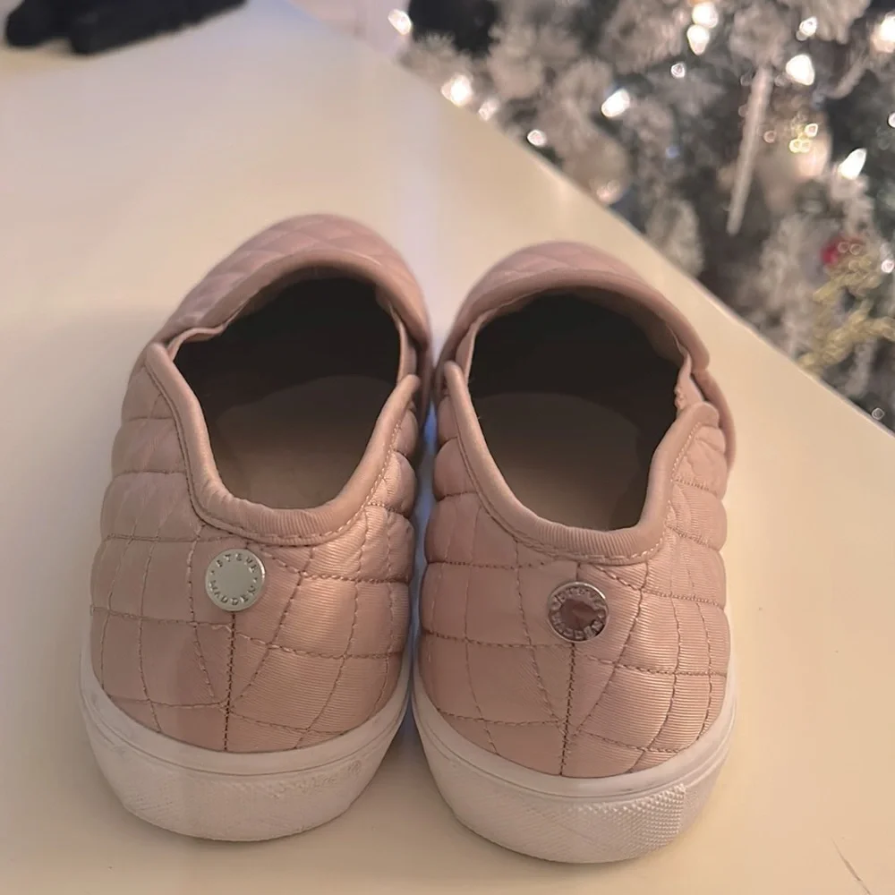 Steve Madden Size 10 women’s. Shade Pink. - Picture 4 of 5